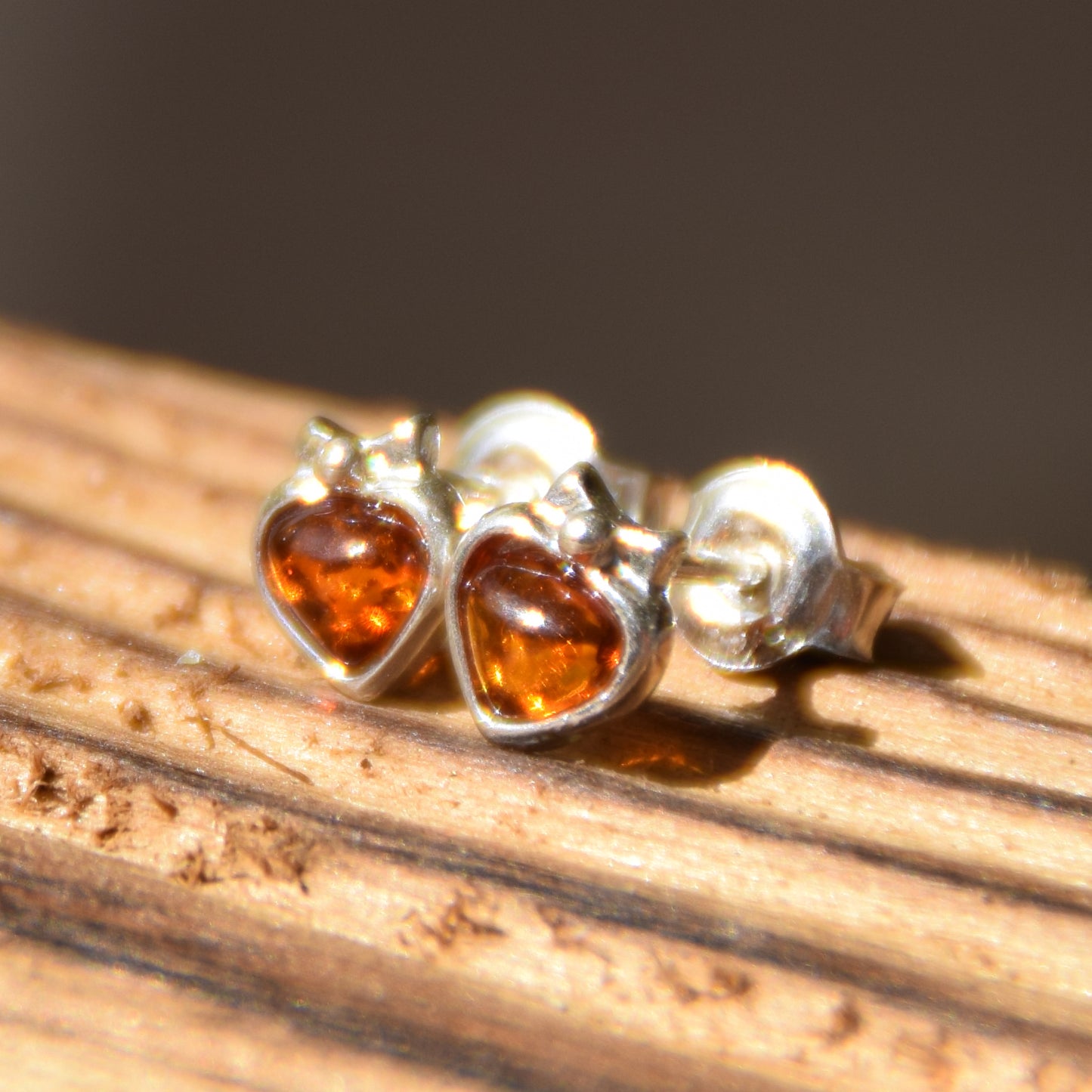 Romantic stud earrings in heart shape with natural cognac Amber and 925 Sterling Silver, MJ Baltica, BK036