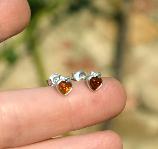 MJ Baltica, earrings, natural Baltic amber, 925 silver, heart, BK036