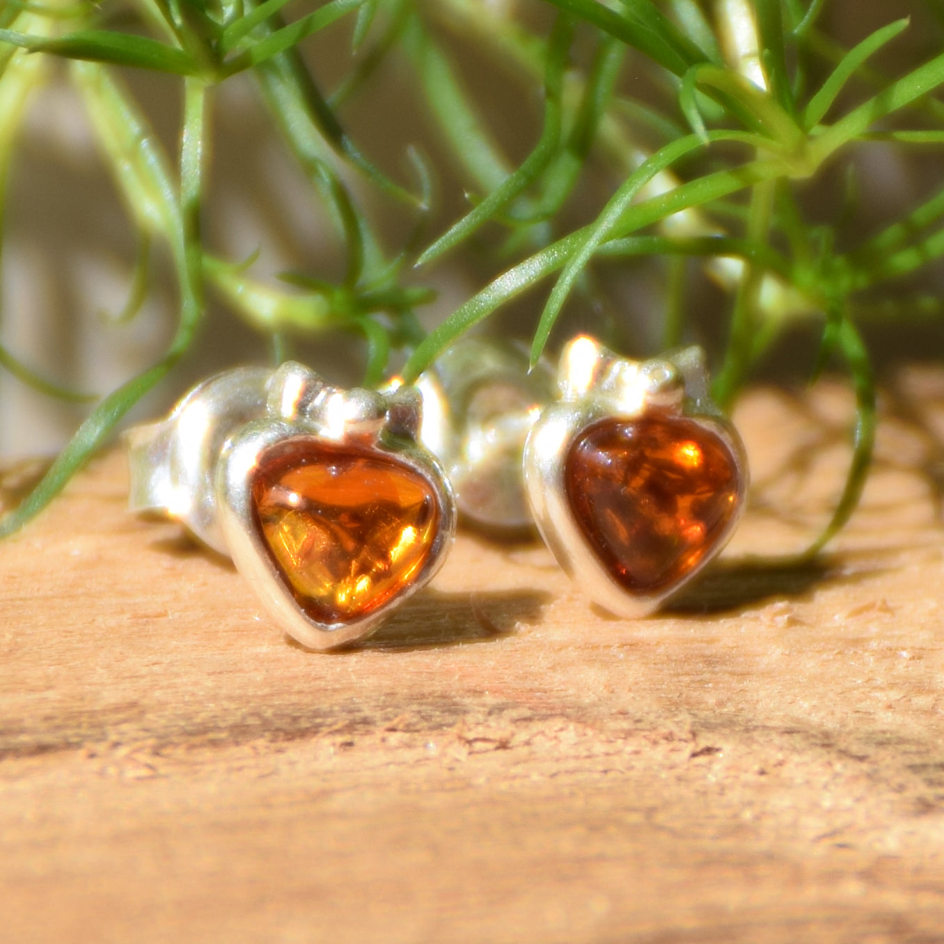 Romantic stud earrings in heart shape with natural cognac Amber and 925 Sterling Silver, MJ Baltica, BK036