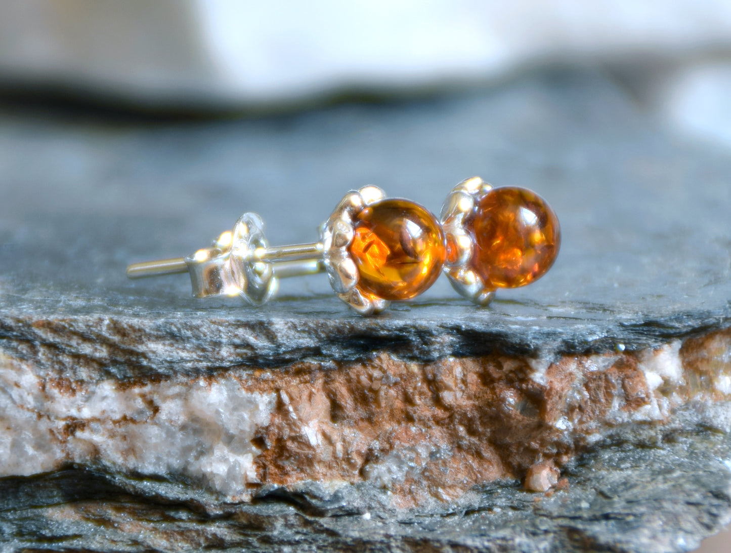 MJ Baltica, earrings, natural Baltic amber, 925 silver, sphere, flower, BK041