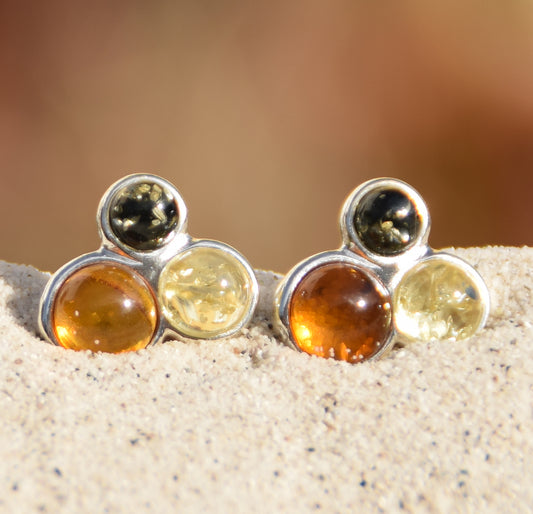 Eleganti orecchini a lobo con Ambra naturale di varie tonalità e Argento 925, MJ Baltica, BK043