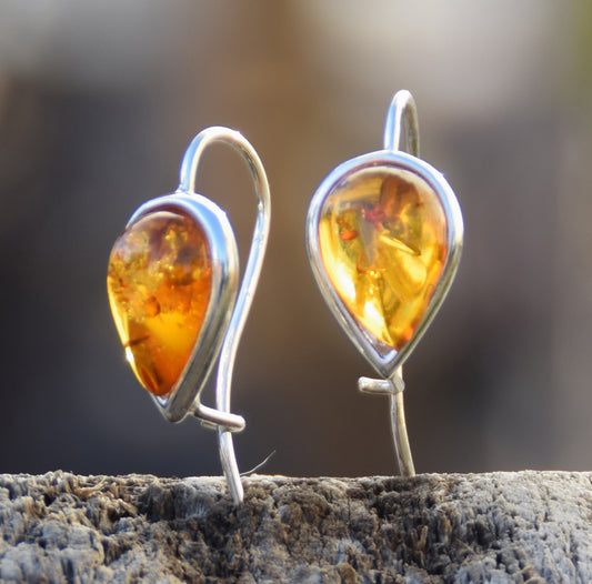MJ Baltica, earrings, natural Baltic amber, 925 silver, earrings, drop, elegant, handcrafted, BK064