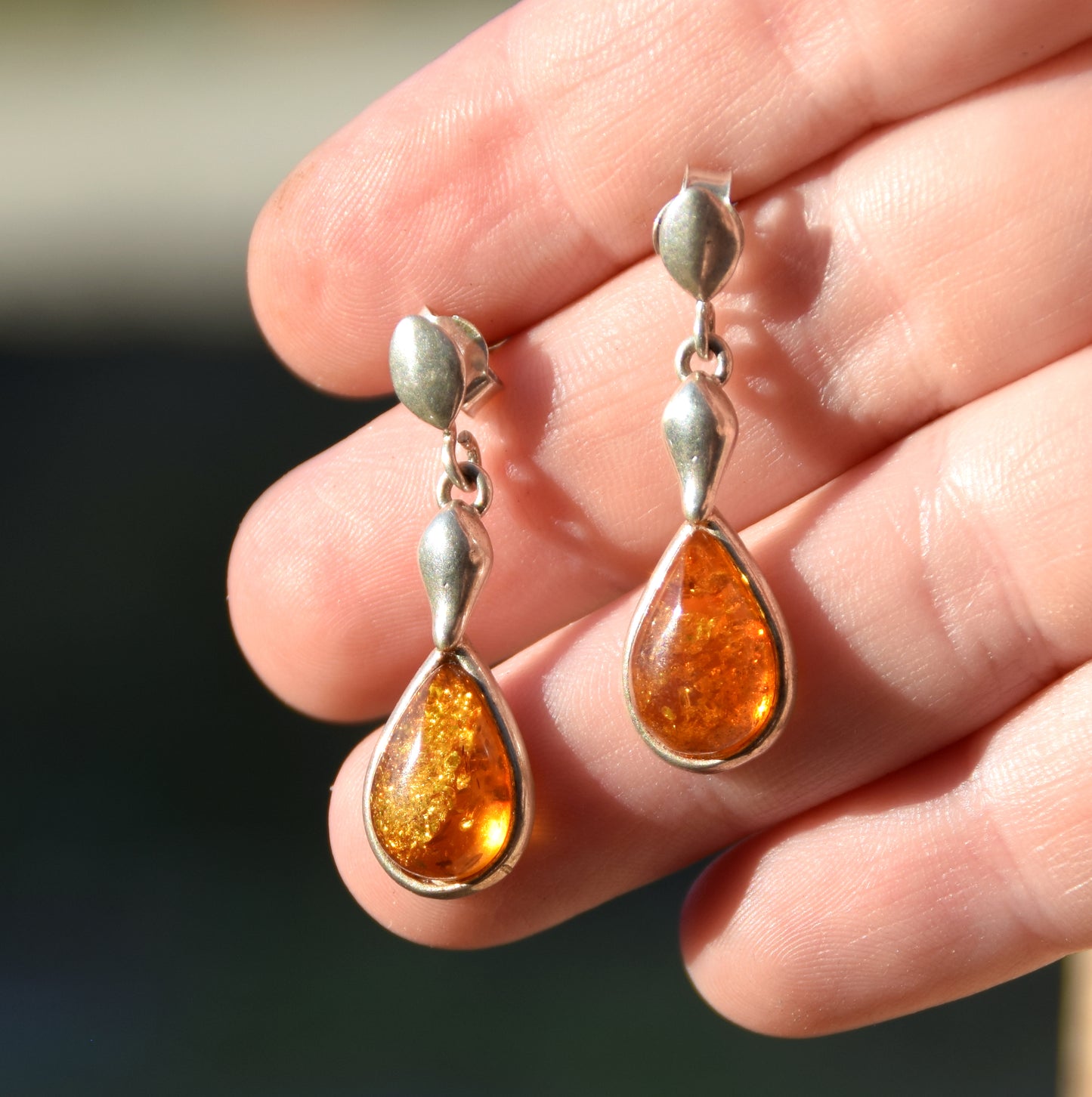 MJ Baltica, earrings, natural Baltic amber, 925 silver, drop, elegant, handcrafted, BK069