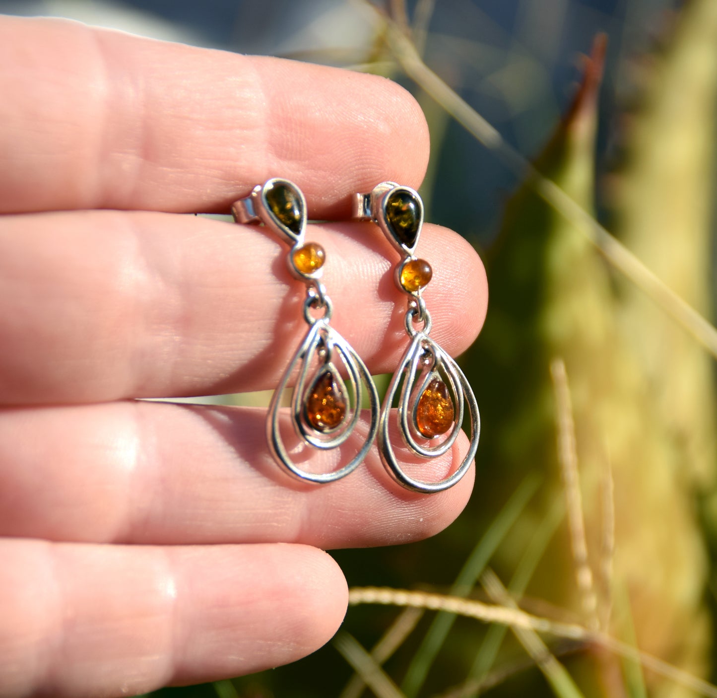 MJ Baltica, earrings, natural Baltic amber, 925 silver, beautiful, modern, bright, BK093