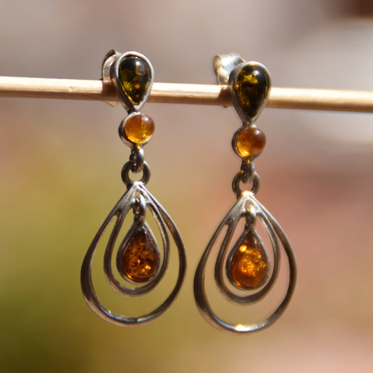 Luminous dangle earrings with natural Amber in various shades and 925 Silver, MJ Baltica, BK093