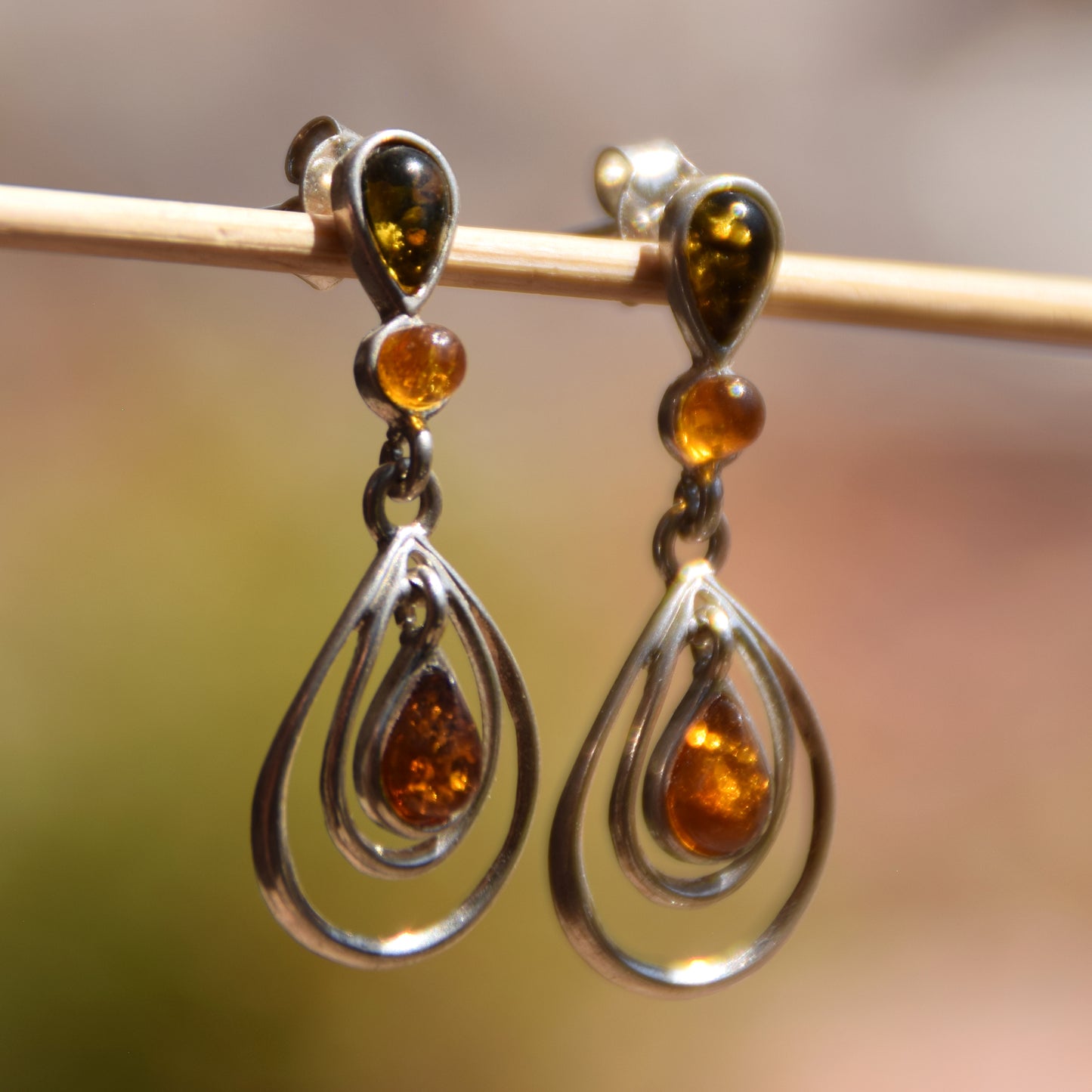 Luminous dangle earrings with natural Amber in various shades and 925 Silver, MJ Baltica, BK093