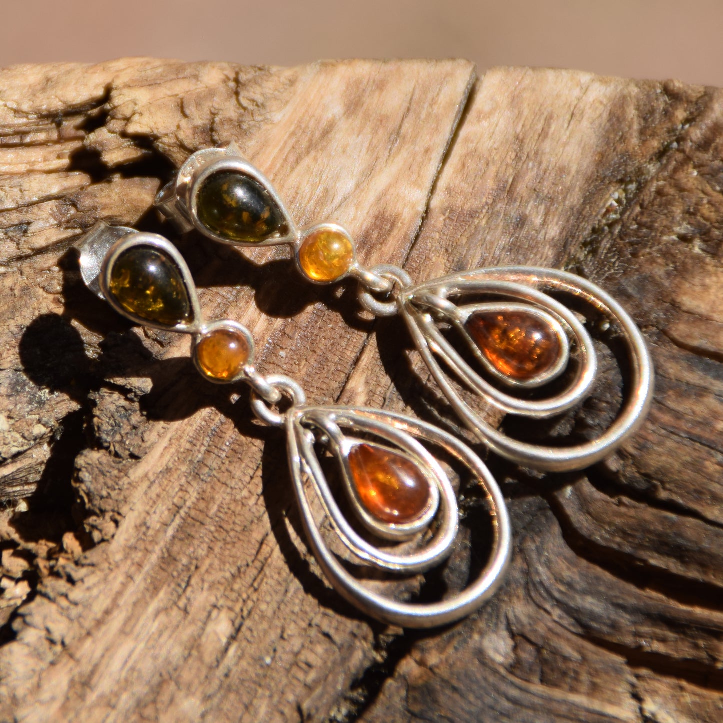 Luminous dangle earrings with natural Amber in various shades and 925 Silver, MJ Baltica, BK093