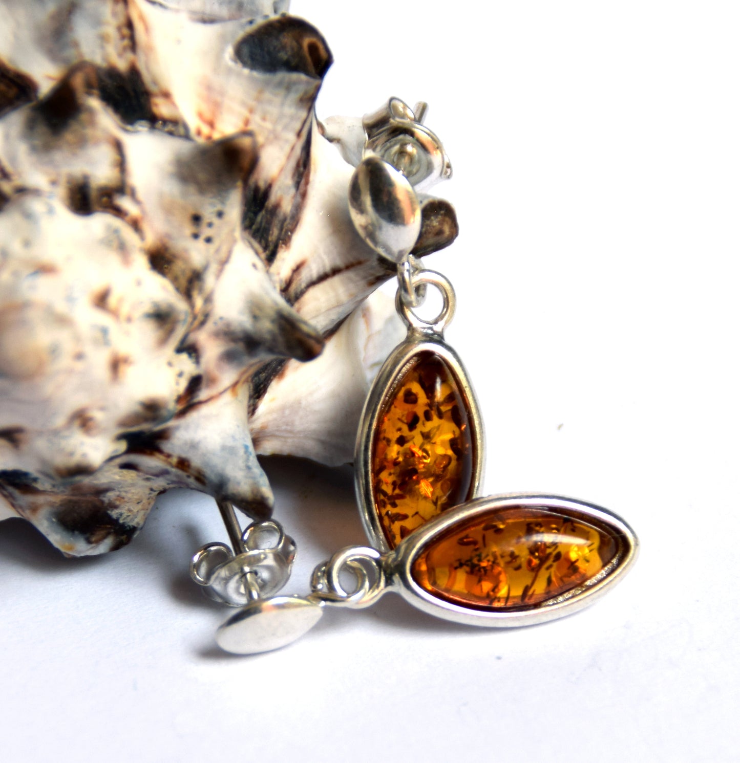 MJ Baltica, earrings, natural Baltic amber, 925 silver, marquise, classic, handcrafted, BK094