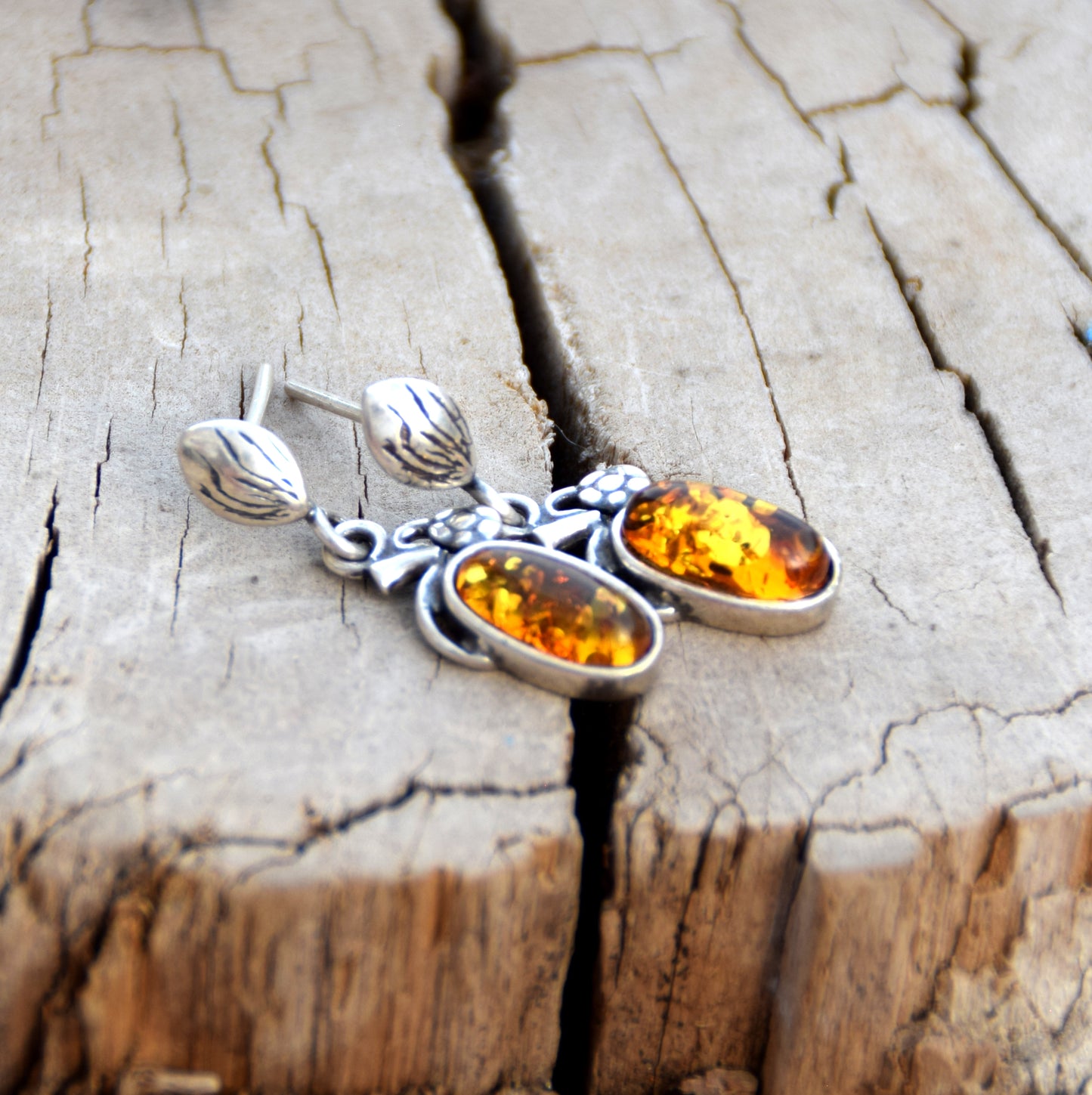 MJ Baltica, earrings, natural Baltic amber, 925 silver, vintage, handcrafted, delicate, BK097