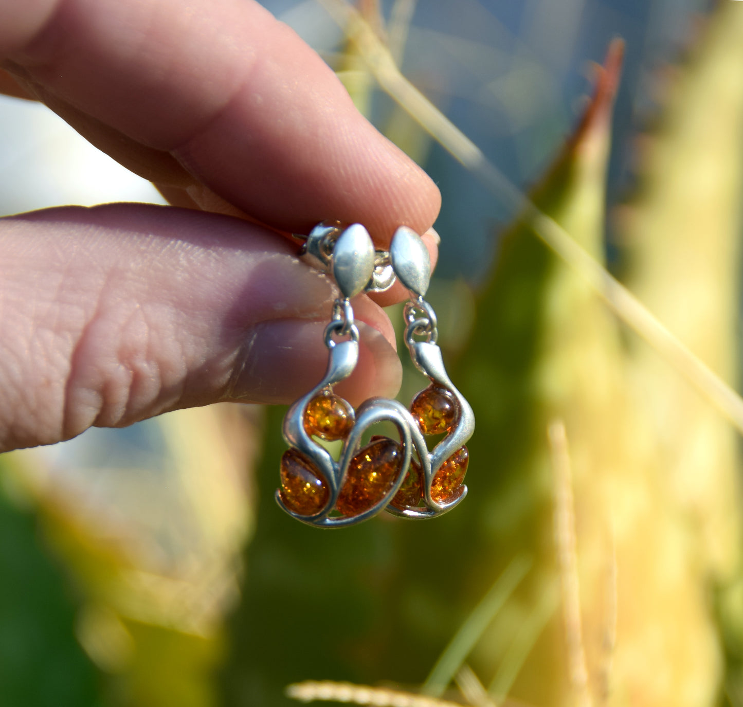 MJ Baltica, earrings, natural Baltic amber, 925 silver, modern, handcrafted, abstract, BK098