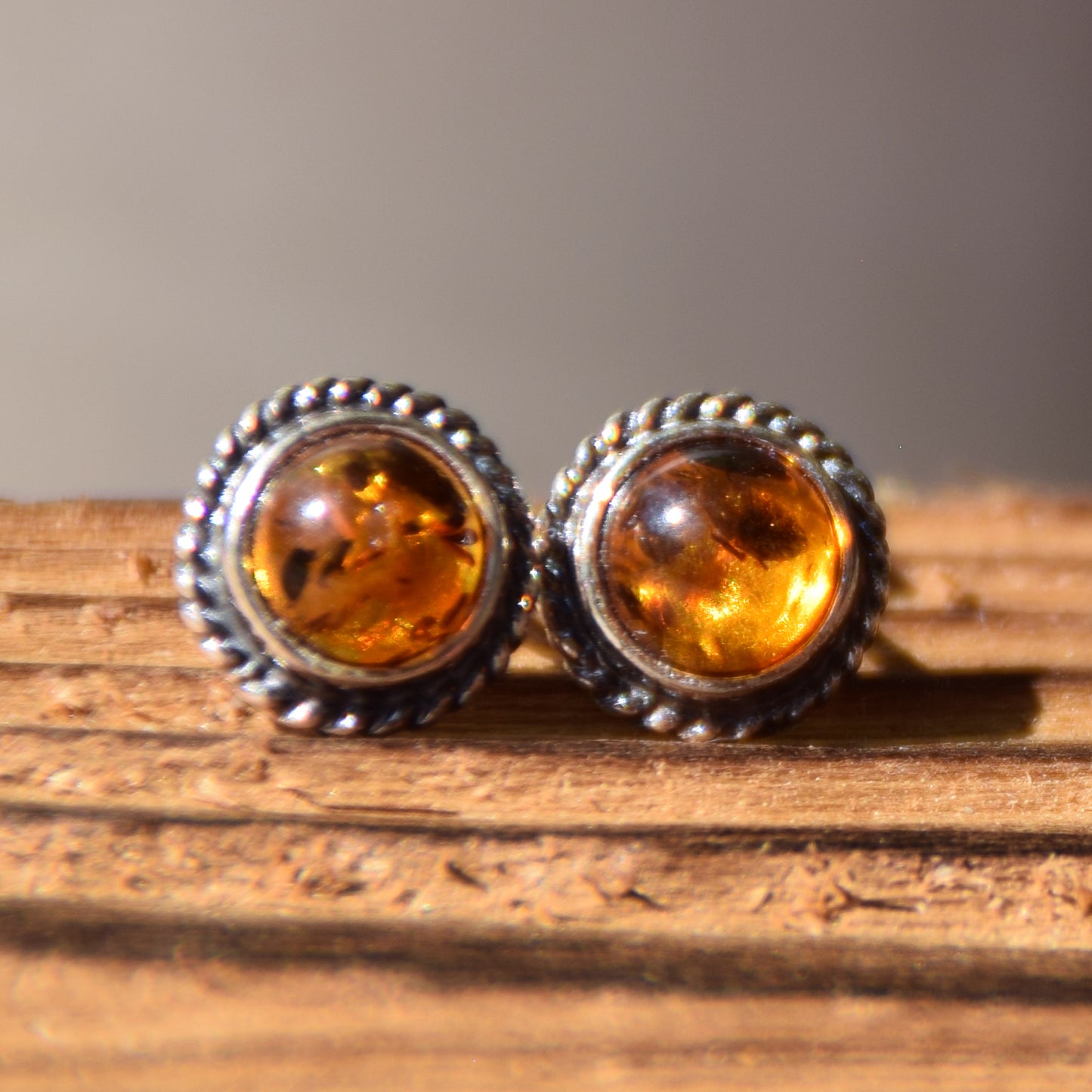 Classic round stud earrings with natural Cognac Amber and Sterling Silver 925, MJ Baltica, BK103