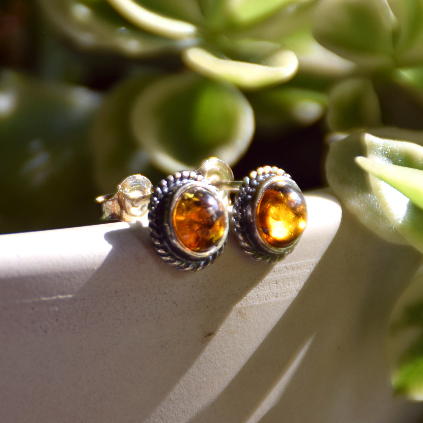 Classic round stud earrings with natural Cognac Amber and Sterling Silver 925, MJ Baltica, BK103