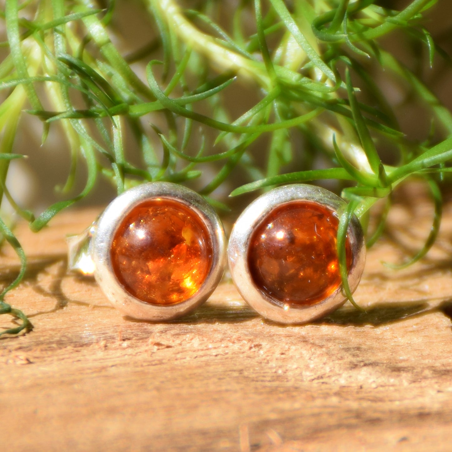 Simple round stud earrings created with natural Baltic Amber, 925 Sterling Silver, MJ Baltica, BK119 (3)