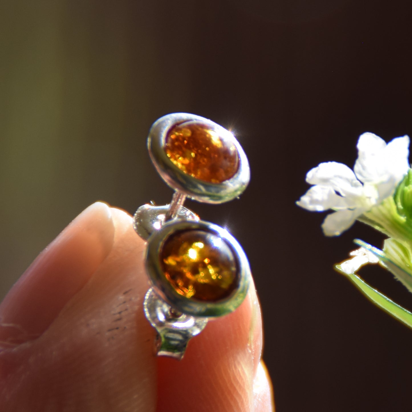 Simple round stud earrings created with natural Baltic Amber, 925 Sterling Silver, MJ Baltica, BK119 (3)
