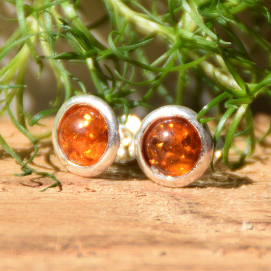 Simple round stud earrings created with natural Baltic Amber, 925 Sterling Silver, MJ Baltica, BK119 (3)