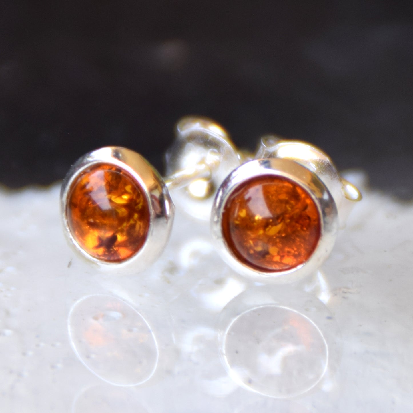 Ohrringe, rund, aus Naturbernstein (Cognac) und Sterlingsilber 925, MJ Baltica, BK126