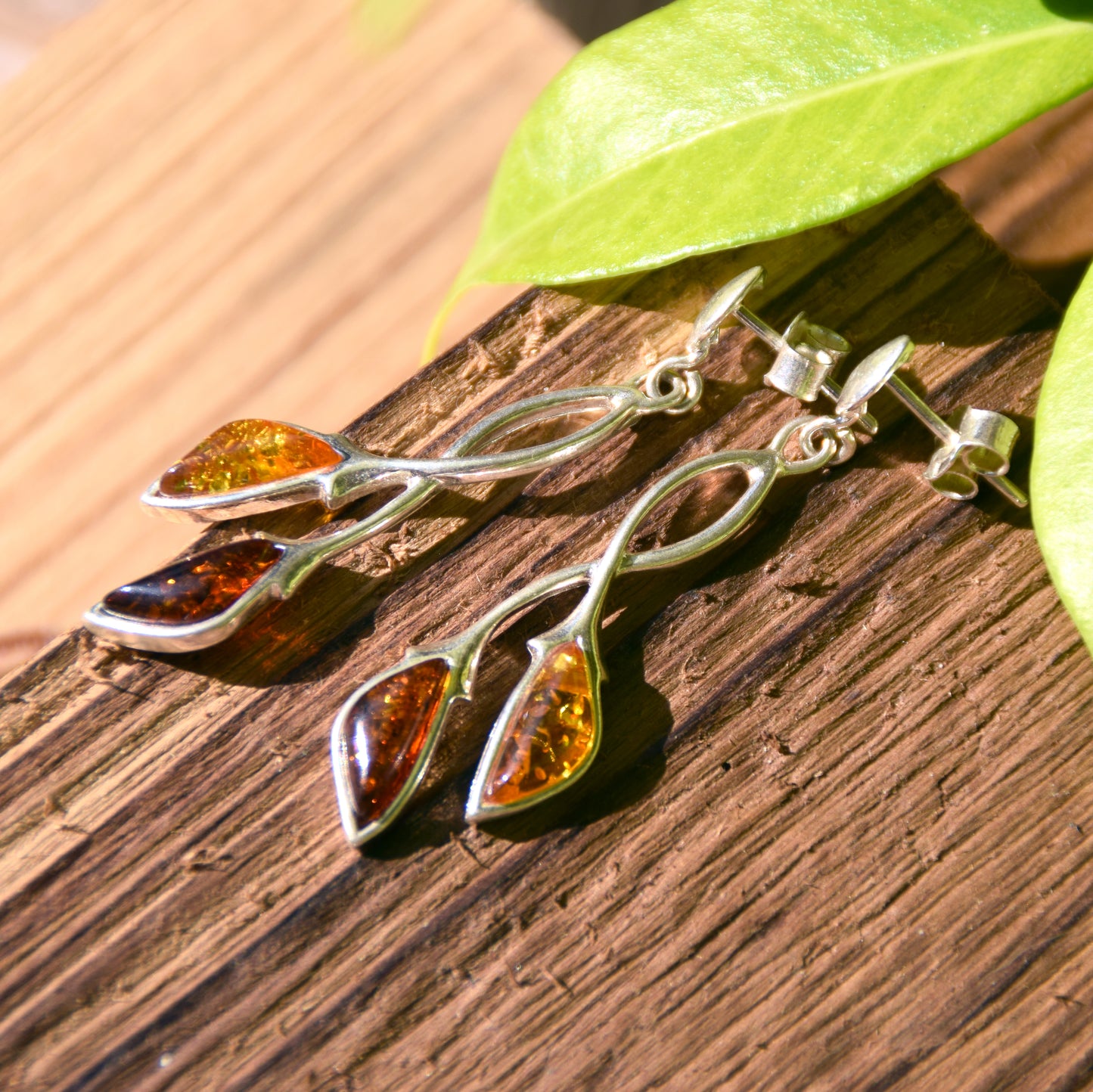 Dangle earrings in floral style with natural brown Amber and 925 Sterling Silver, MJ Baltica, BK140