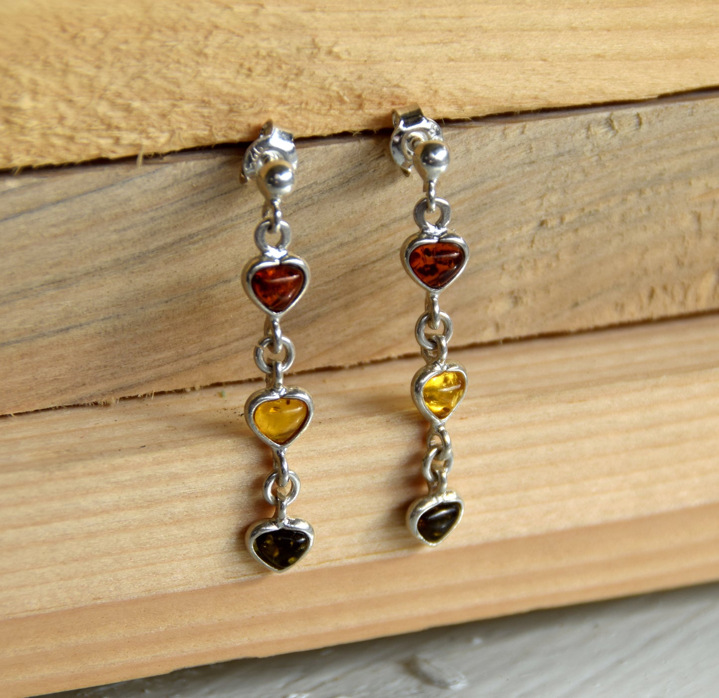 MJ Baltica, earrings, natural Baltic amber, 925 silver, delicate, elegant, heart, multicolored, BK141