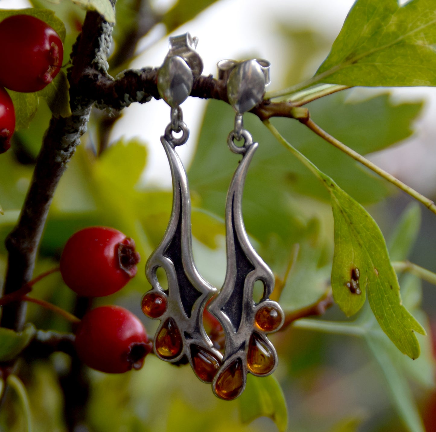 MJ Baltica, earrings, natural Baltic amber, 925 silver, vintage, burnished, elegant, cognac, BK149