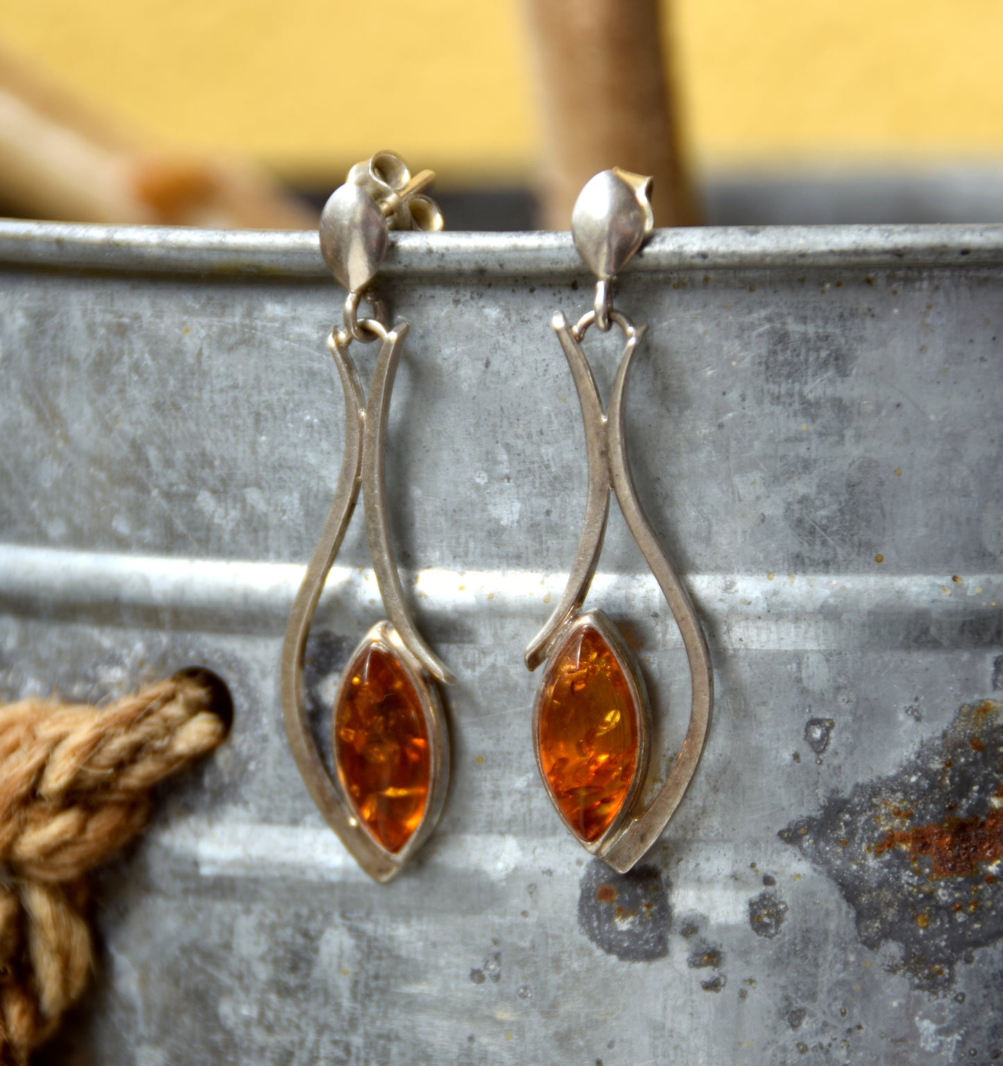 MJ Baltica, earrings, natural Baltic amber, 925 silver, delicate, elegant, feminine, cognac, BK150