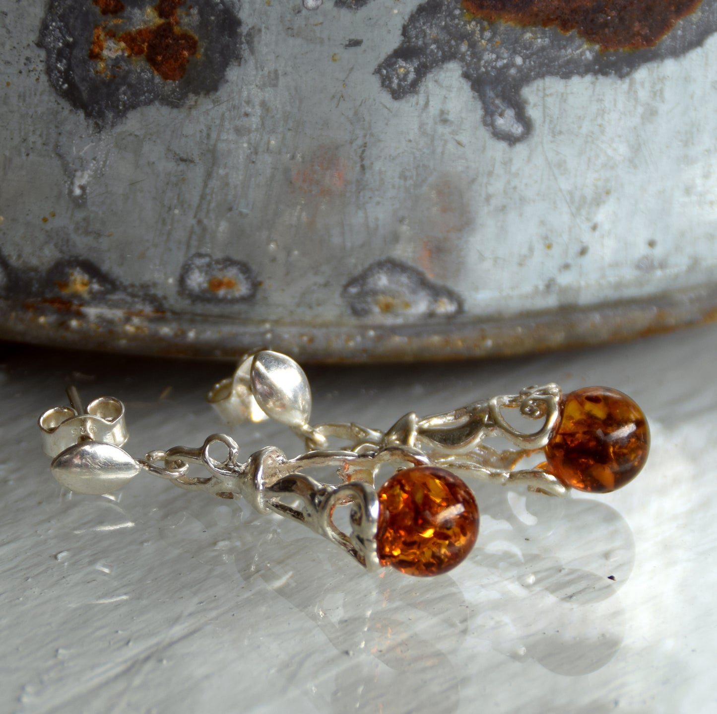 MJ Baltica, earrings, natural Baltic amber, 925 silver, delicate, elegant, feminine, cognac, BK160