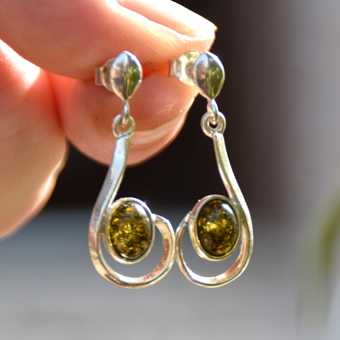 Elegante Ohrhänger aus grünem Naturbernstein und 925er Silber, MJ Baltica, BK161