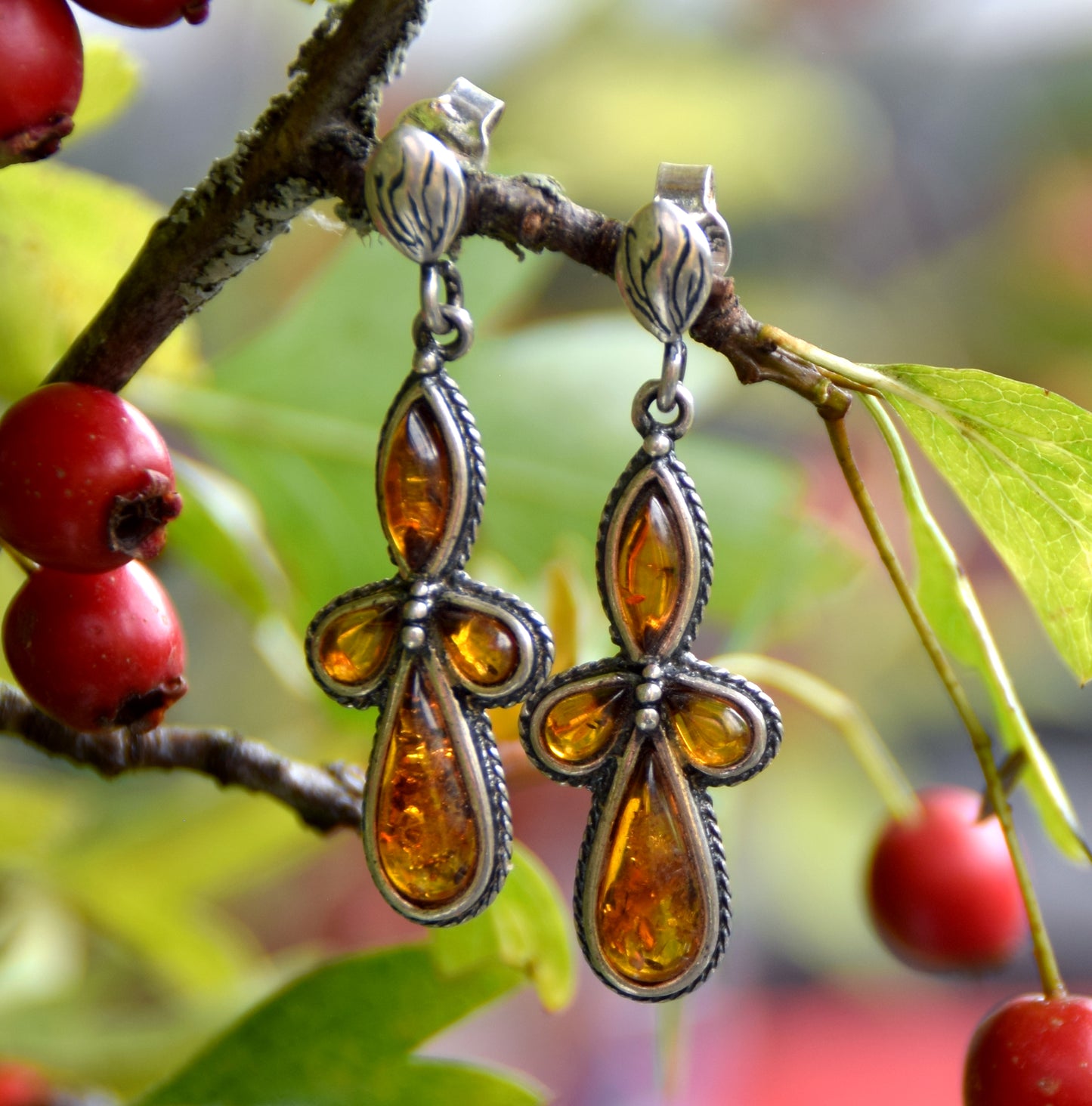 MJ Baltica, earrings, natural Baltic amber, 925 silver, vintage, elegant, feminine, cognac, BK163