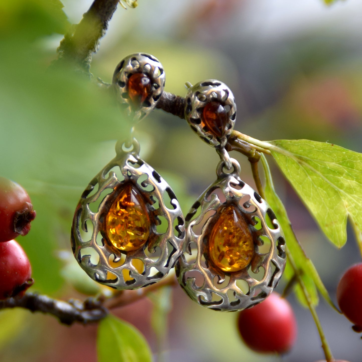 MJ Baltica, earrings, natural Baltic amber, 925 silver, vintage, bright, elegant, feminine, cognac, BK165