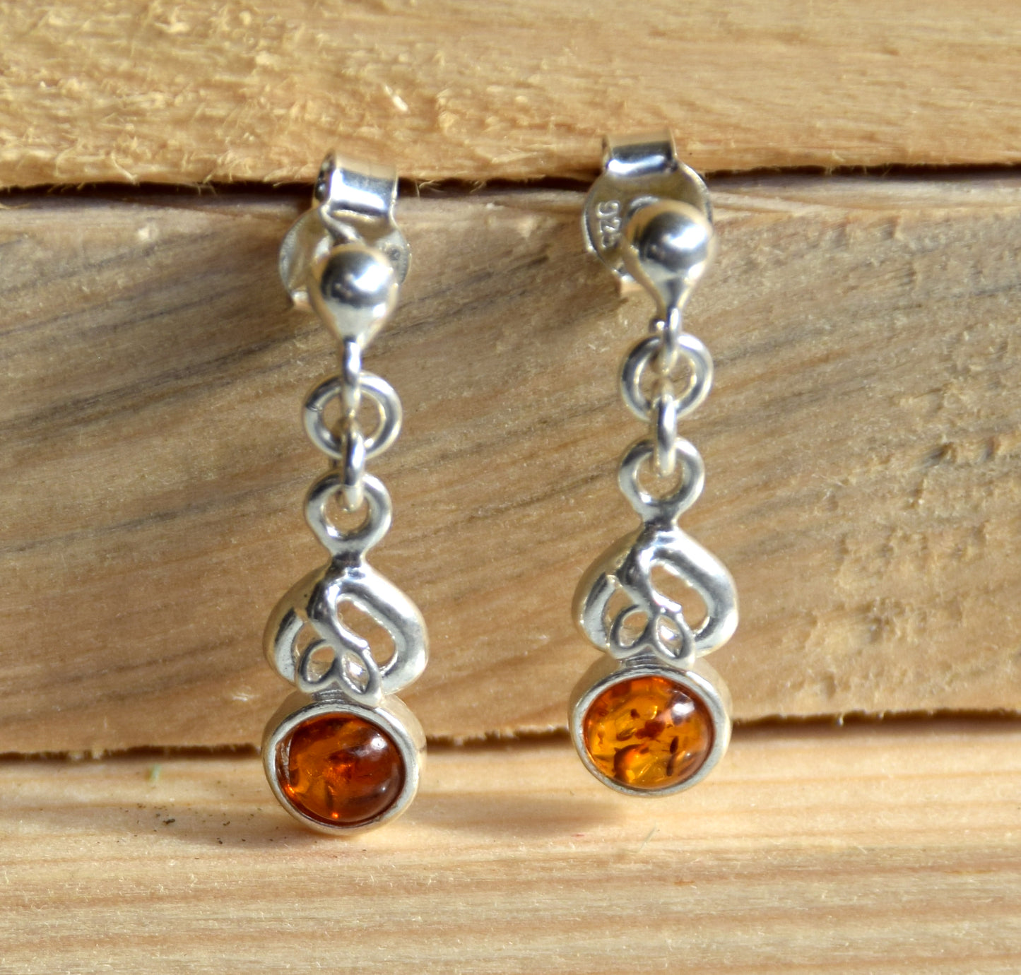 MJ Baltica, earrings, natural Baltic amber, 925 silver, delicate, elegant, feminine, cognac, BK168