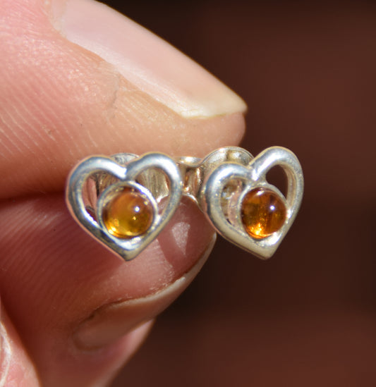 MJ Baltica, earrings, Baltic natural amber, 925 silver, heart, stud, handmade, BK179