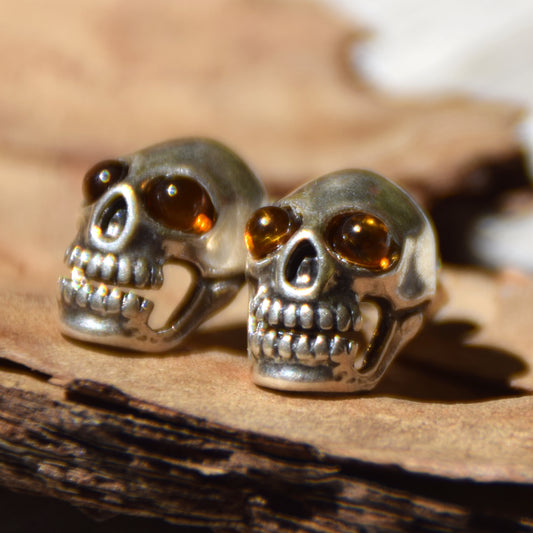 Earrings with a skull with natural cognac-colored Amber eyes and 925 Silver, MJ Baltica, BK183