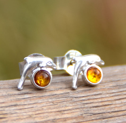 MJ Baltica, orecchini, Ambra naturale Baltica, Argento 925, delfino, a lobo, artigianale, BK185