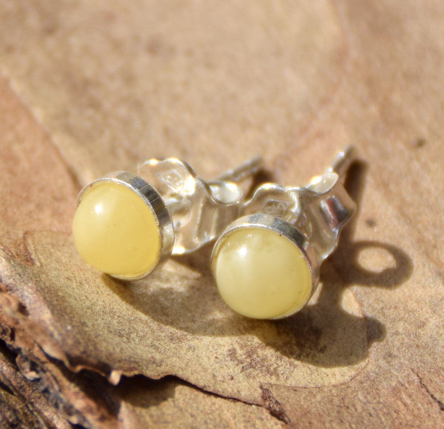 Essential round earrings created with natural Imperial Amber and 925 Silver, MJ Baltica, BK230