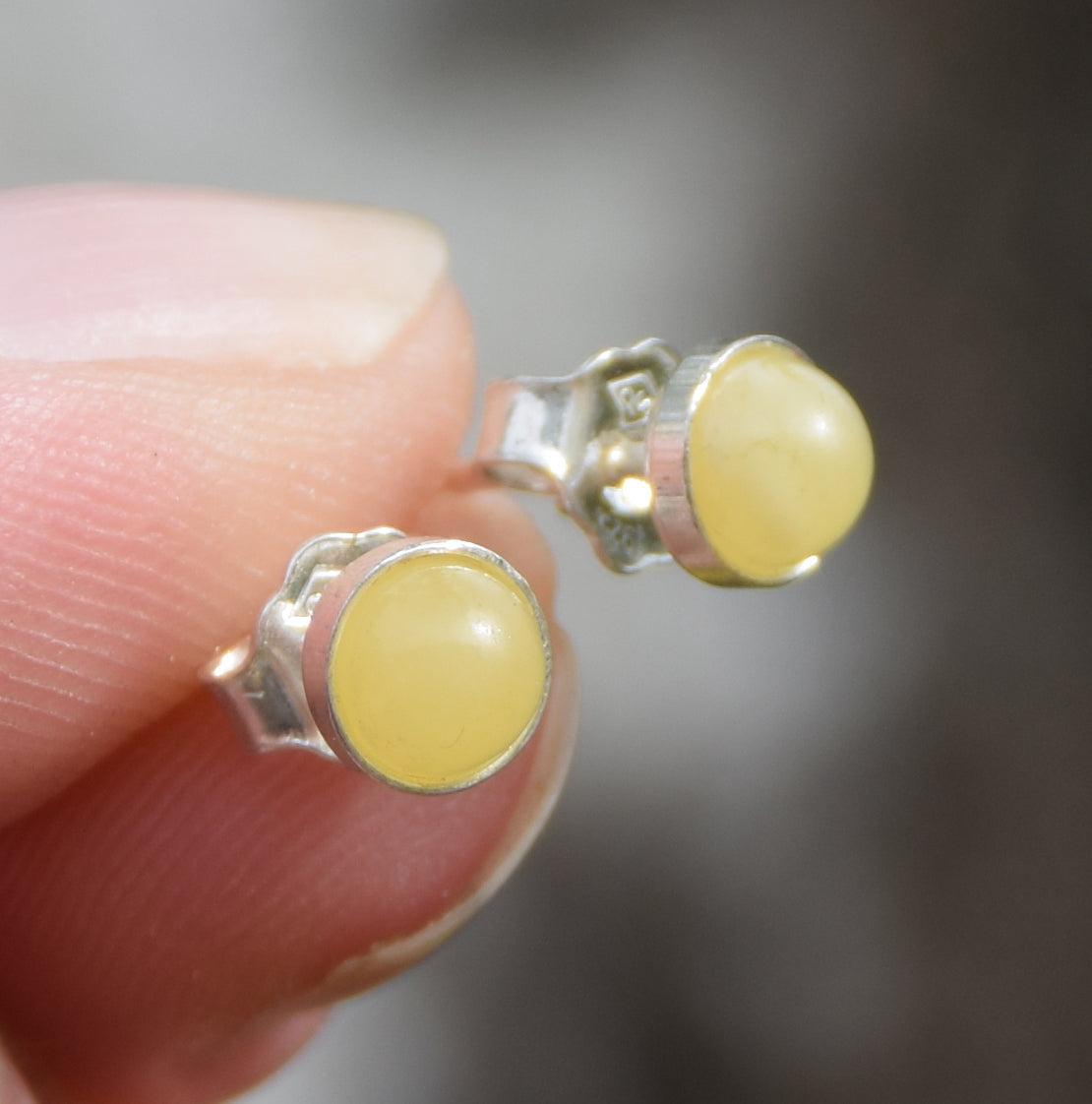 Essential round earrings created with natural Imperial Amber and 925 Silver, MJ Baltica, BK230