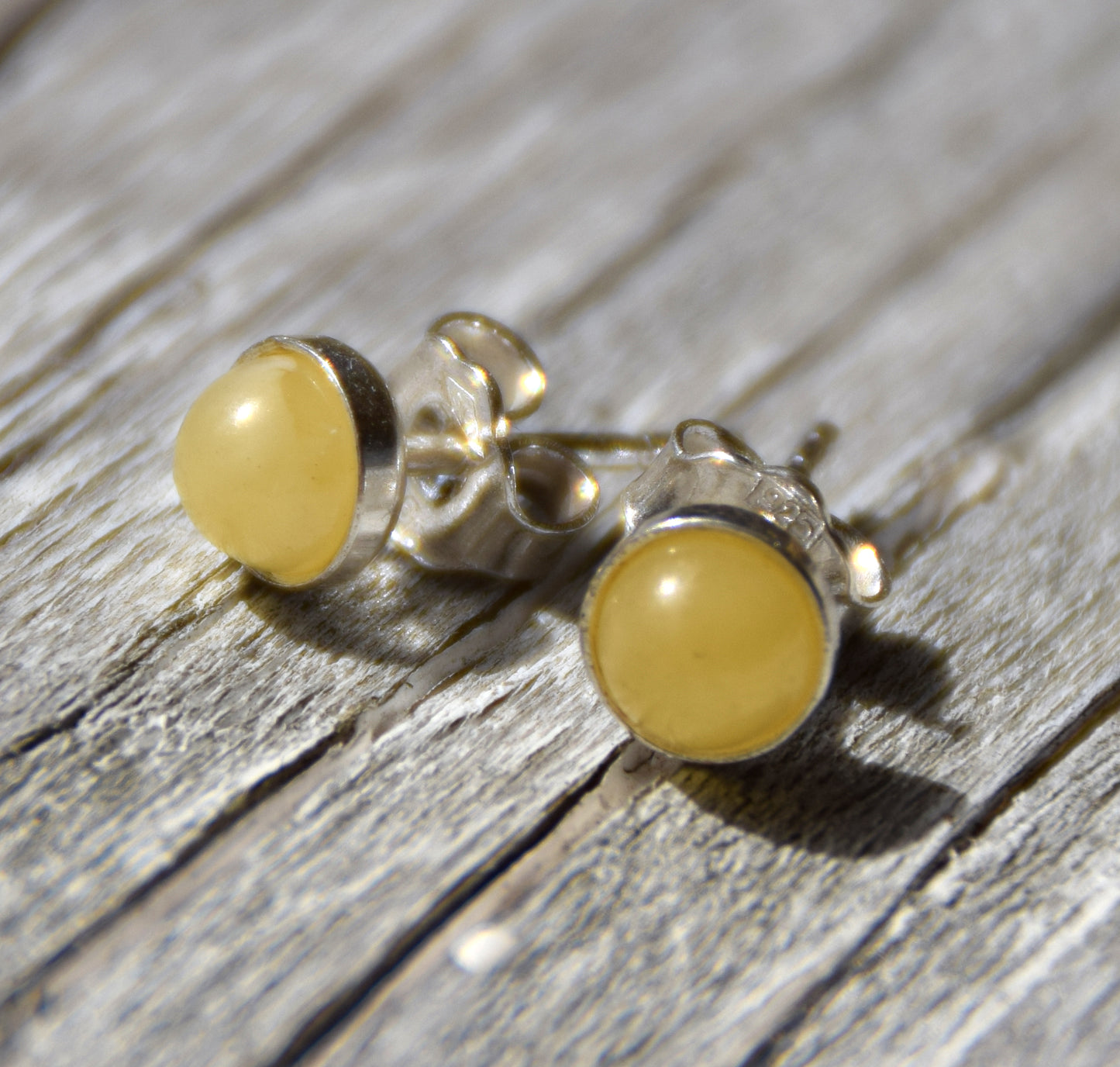 Essential round earrings created with natural Imperial Amber and 925 Silver, MJ Baltica, BK230