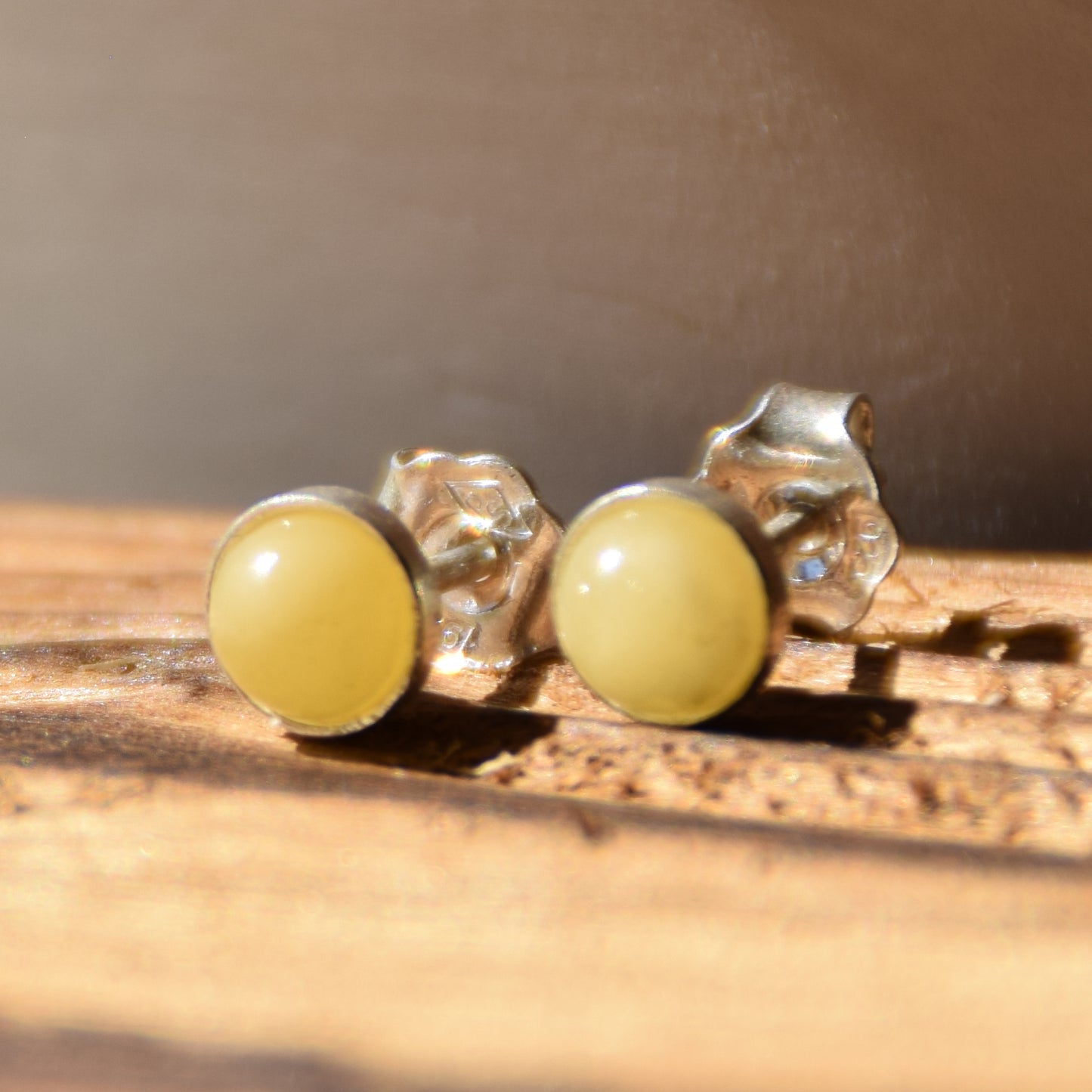 Essential round earrings created with natural Imperial Amber and 925 Silver, MJ Baltica, BK230