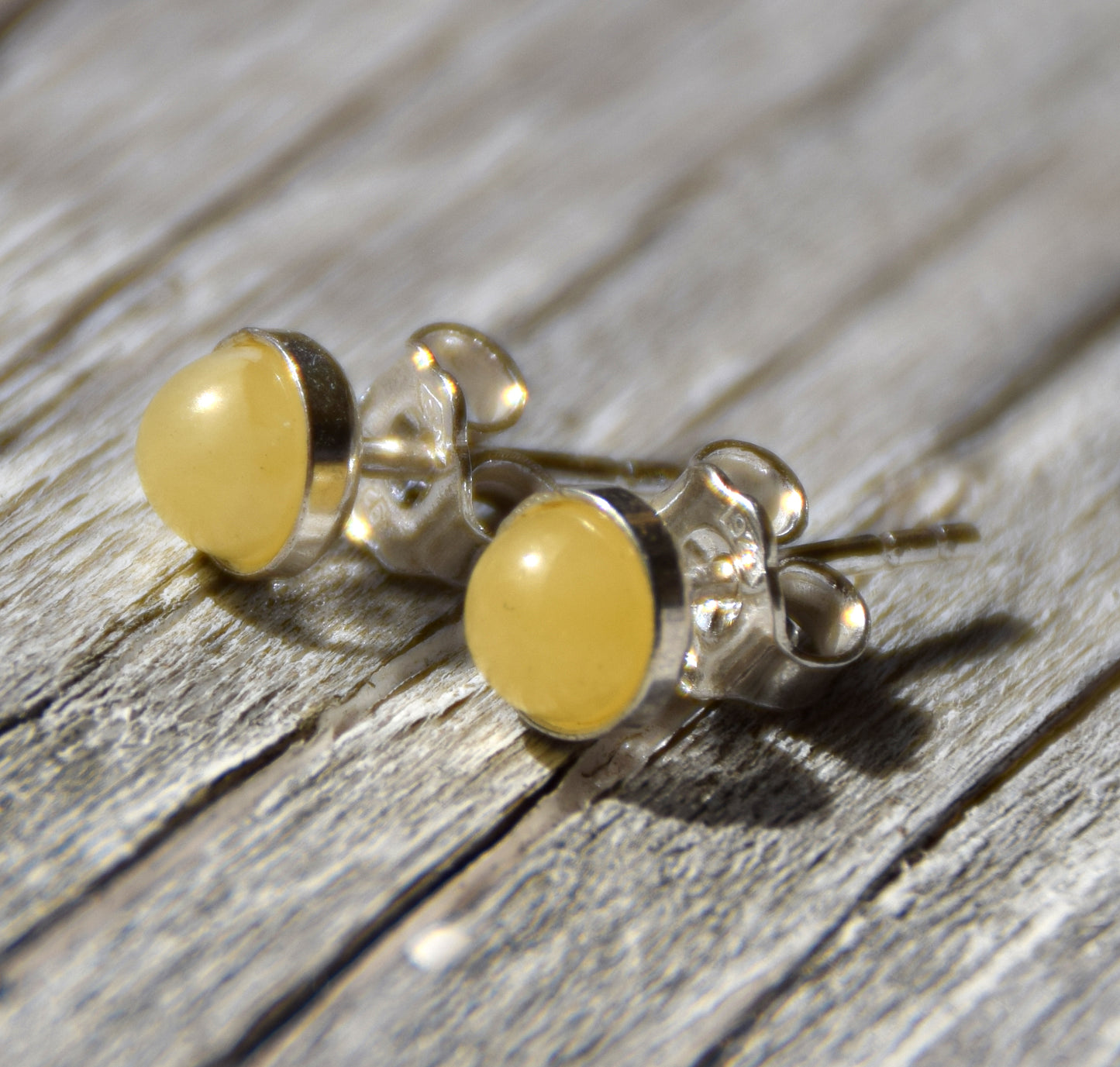 Essential round earrings created with natural Imperial Amber and 925 Silver, MJ Baltica, BK230