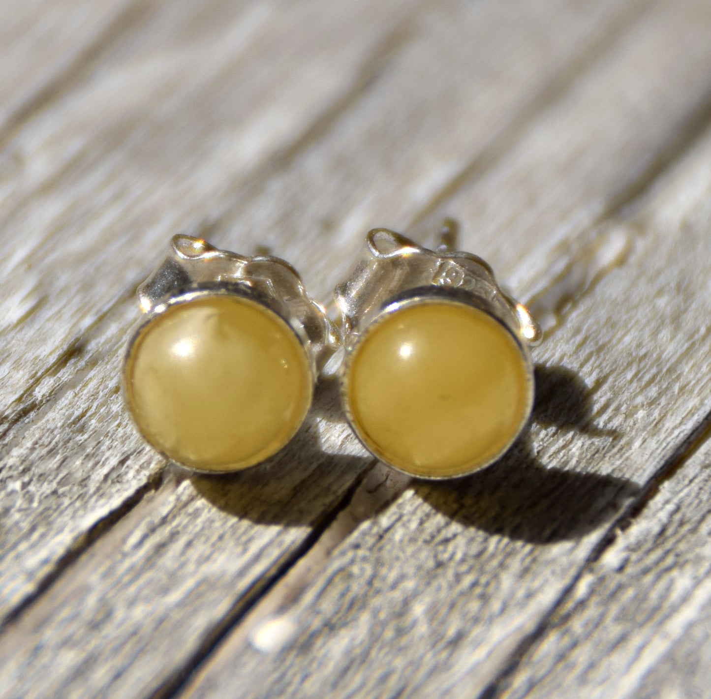 Essential round earrings created with natural Imperial Amber and 925 Silver, MJ Baltica, BK230