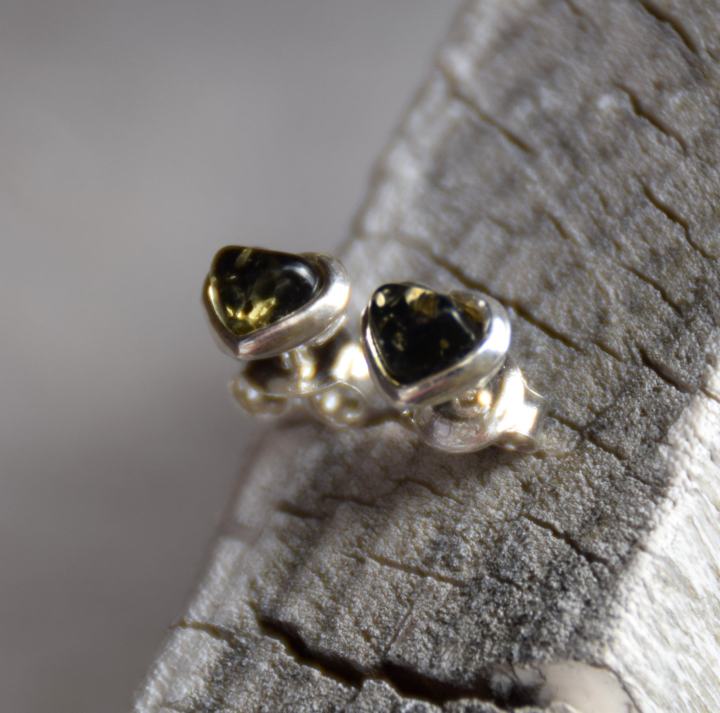 Romantic heart-shaped stud earrings with natural green Amber and Sterling Silver 925, MJ Baltica, BK231