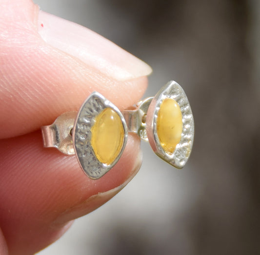 Delicate earrings made with natural Imperial Amber and 925 Silver, MJ Baltica, BK233