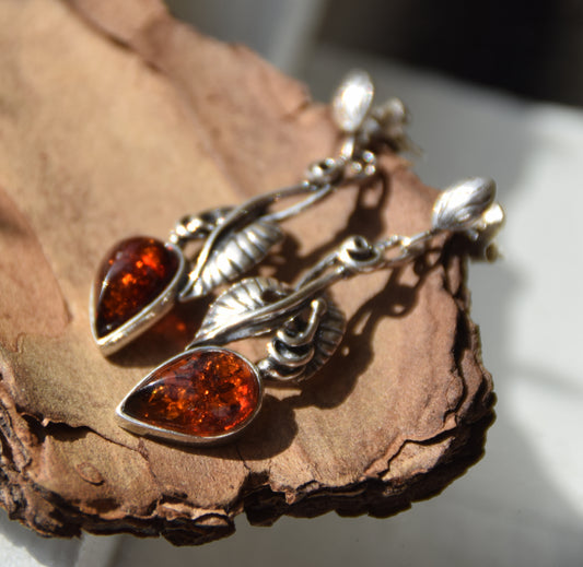 Classic vintage-style earrings with natural cognac amber and 925 Sterling Silver, MJ Baltica, BK238