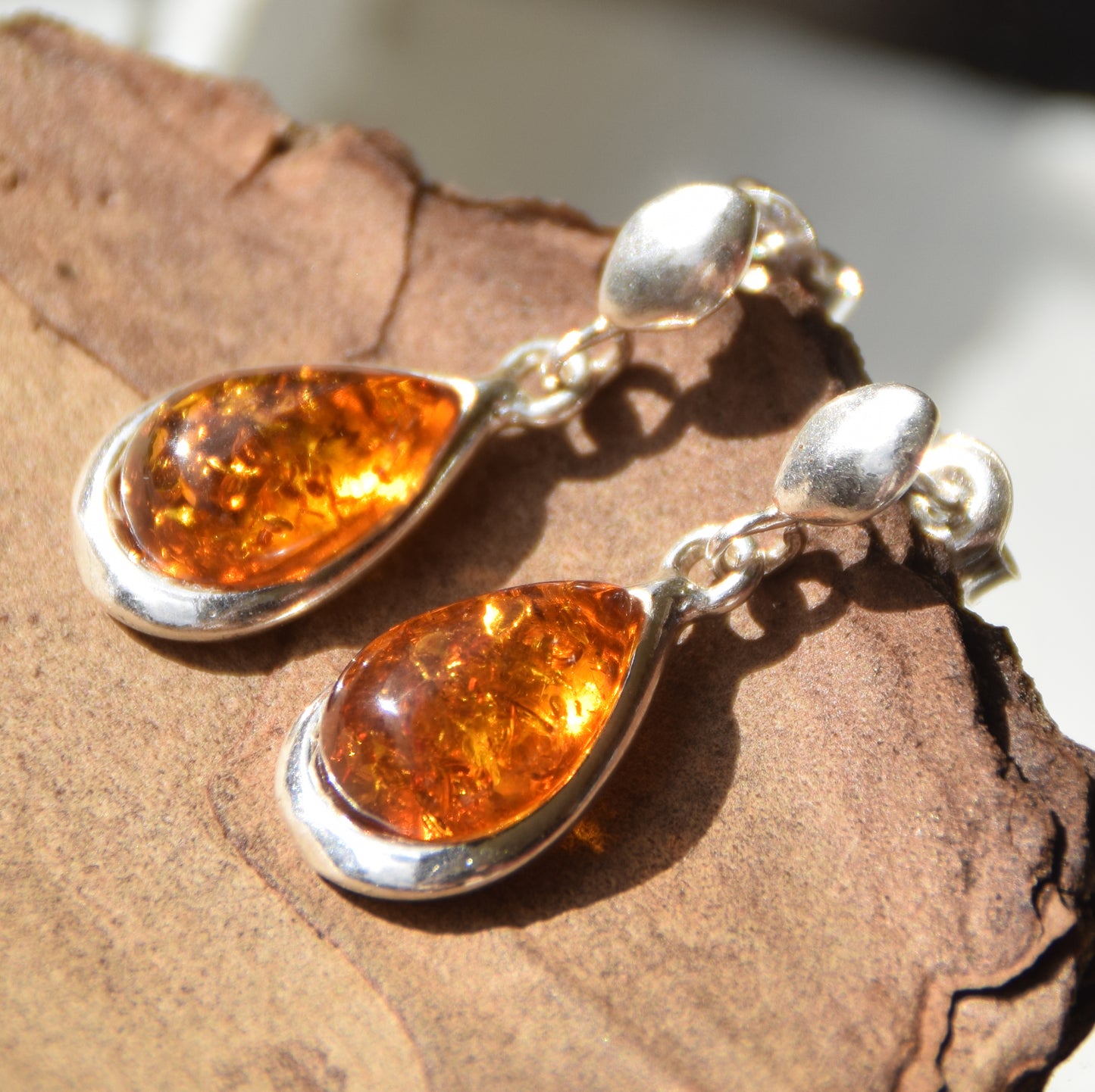 Classic dangling earrings with cognac-colored natural amber drop and 925 Silver, MJ Baltica, BK243
