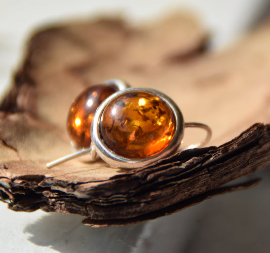 Round dangle earrings with natural Cognac Amber and Sterling Silver 925, MJ Baltica, BK245
