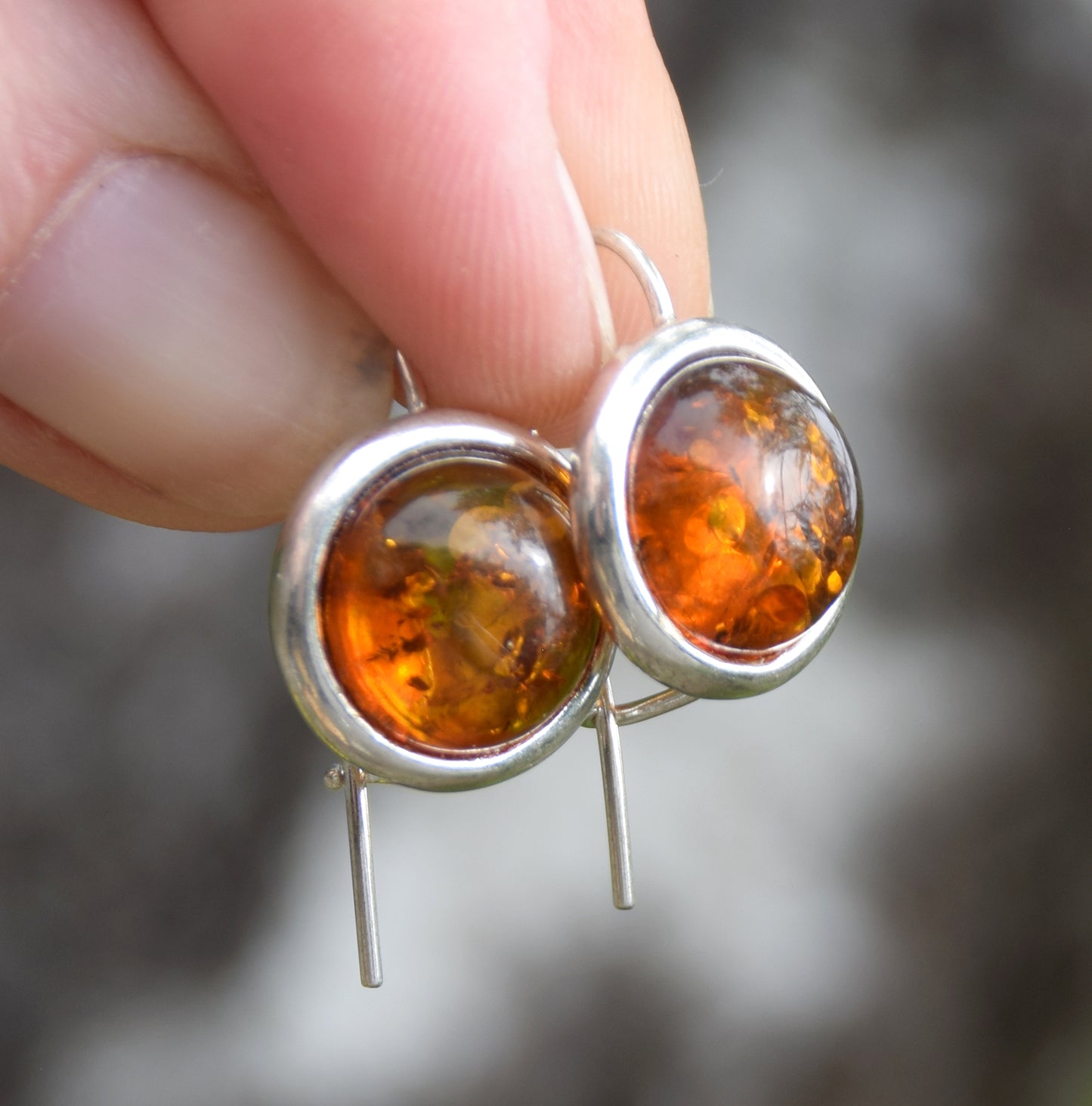 Round dangle earrings with natural Cognac Amber and Sterling Silver 925, MJ Baltica, BK245