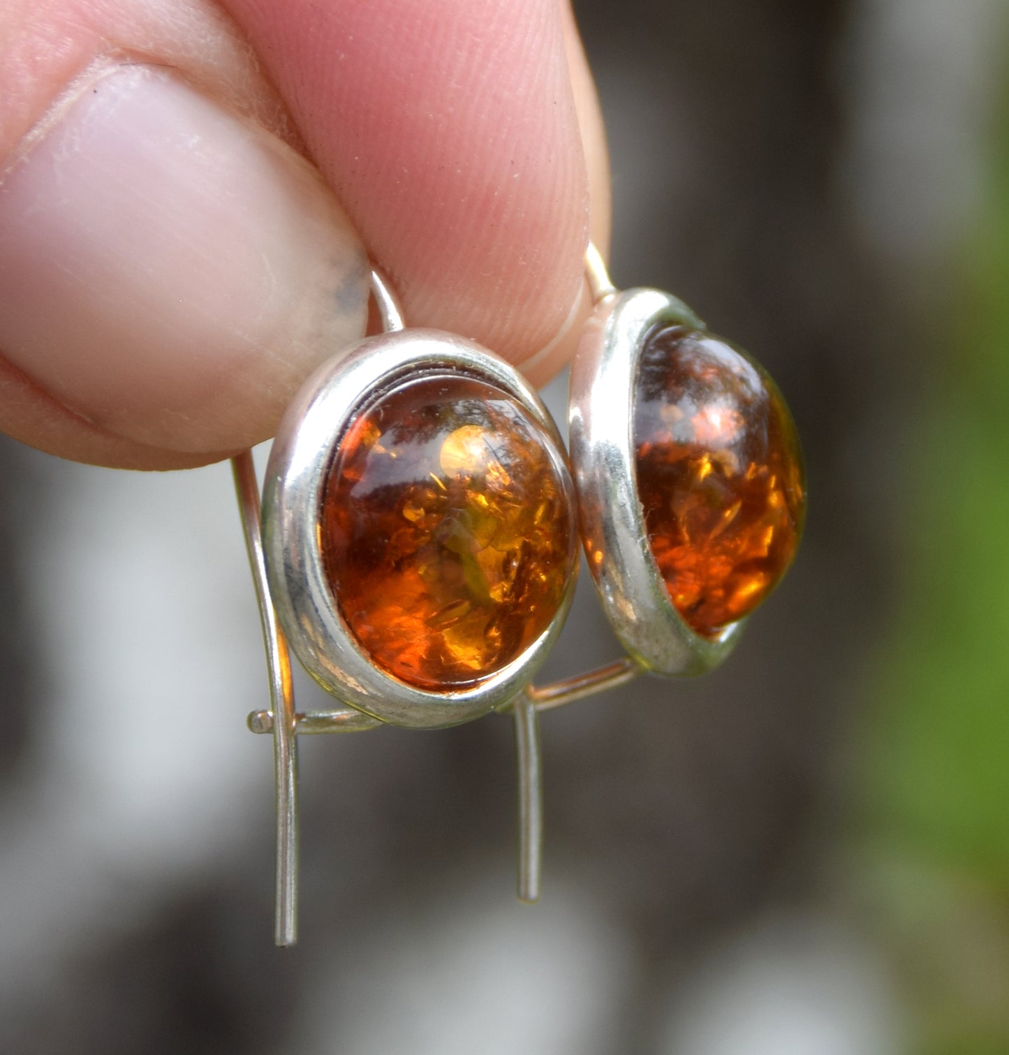 Round dangle earrings with natural Cognac Amber and Sterling Silver 925, MJ Baltica, BK245