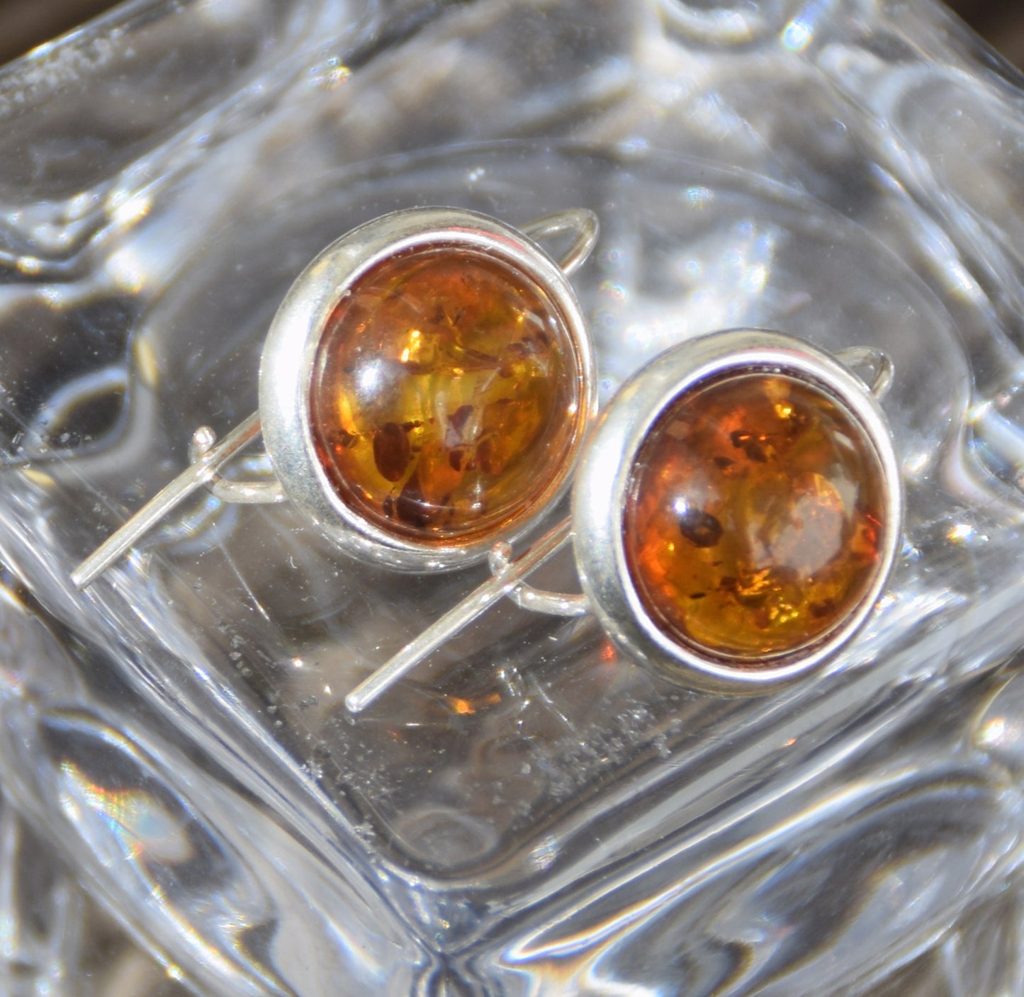 Round dangle earrings with natural Cognac Amber and Sterling Silver 925, MJ Baltica, BK245