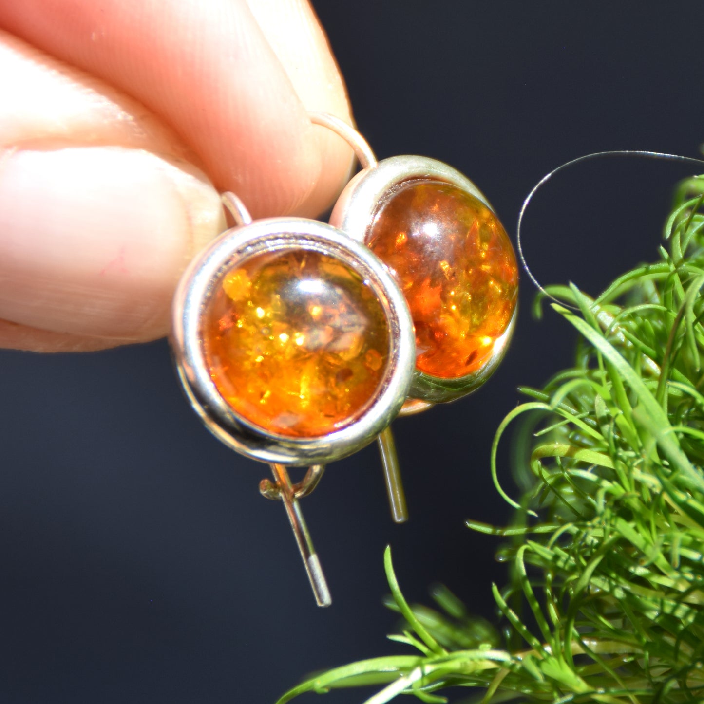 Round dangle earrings with natural Cognac Amber and Sterling Silver 925, MJ Baltica, BK245