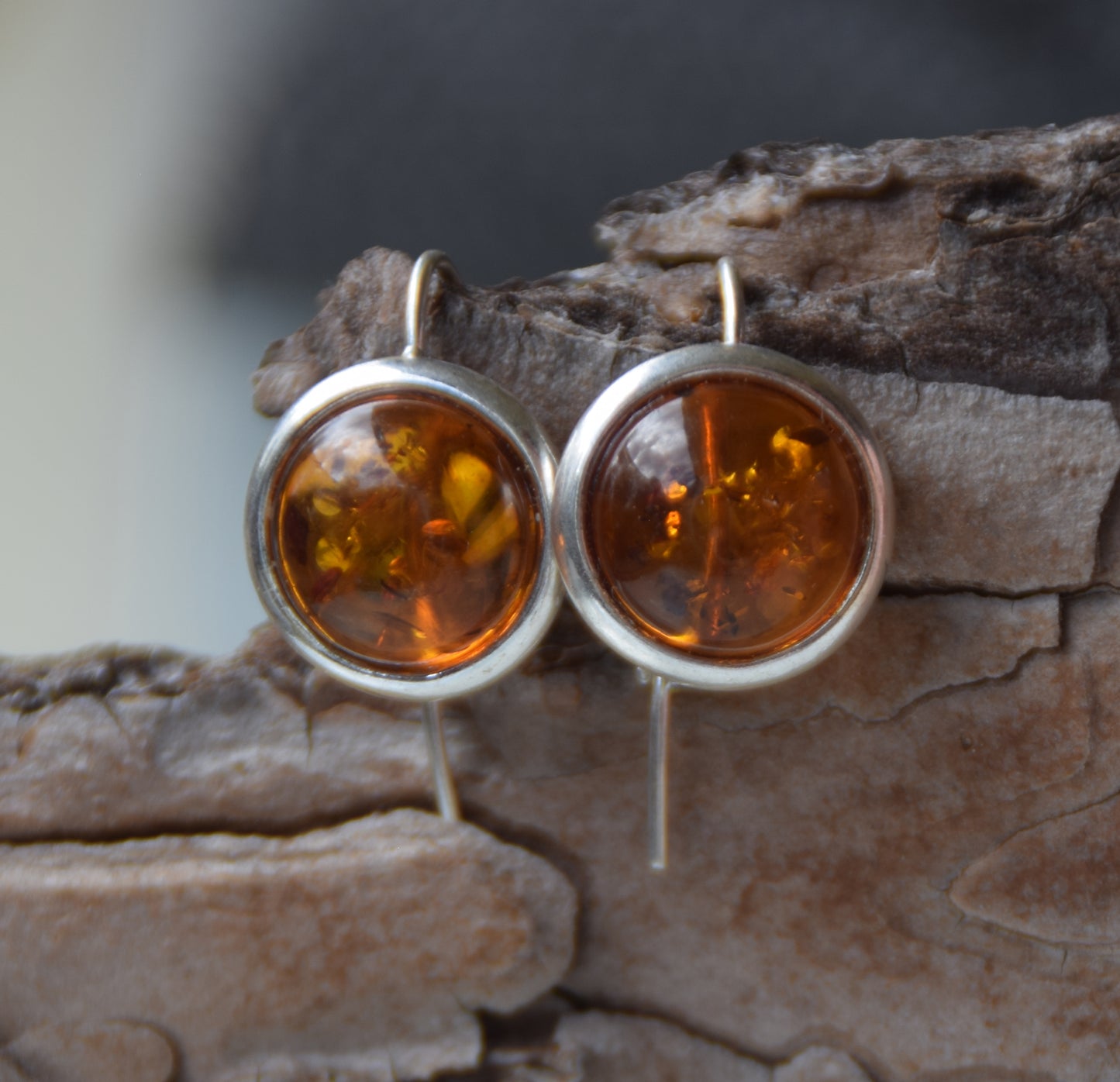 Round dangle earrings with natural Cognac Amber and Sterling Silver 925, MJ Baltica, BK245