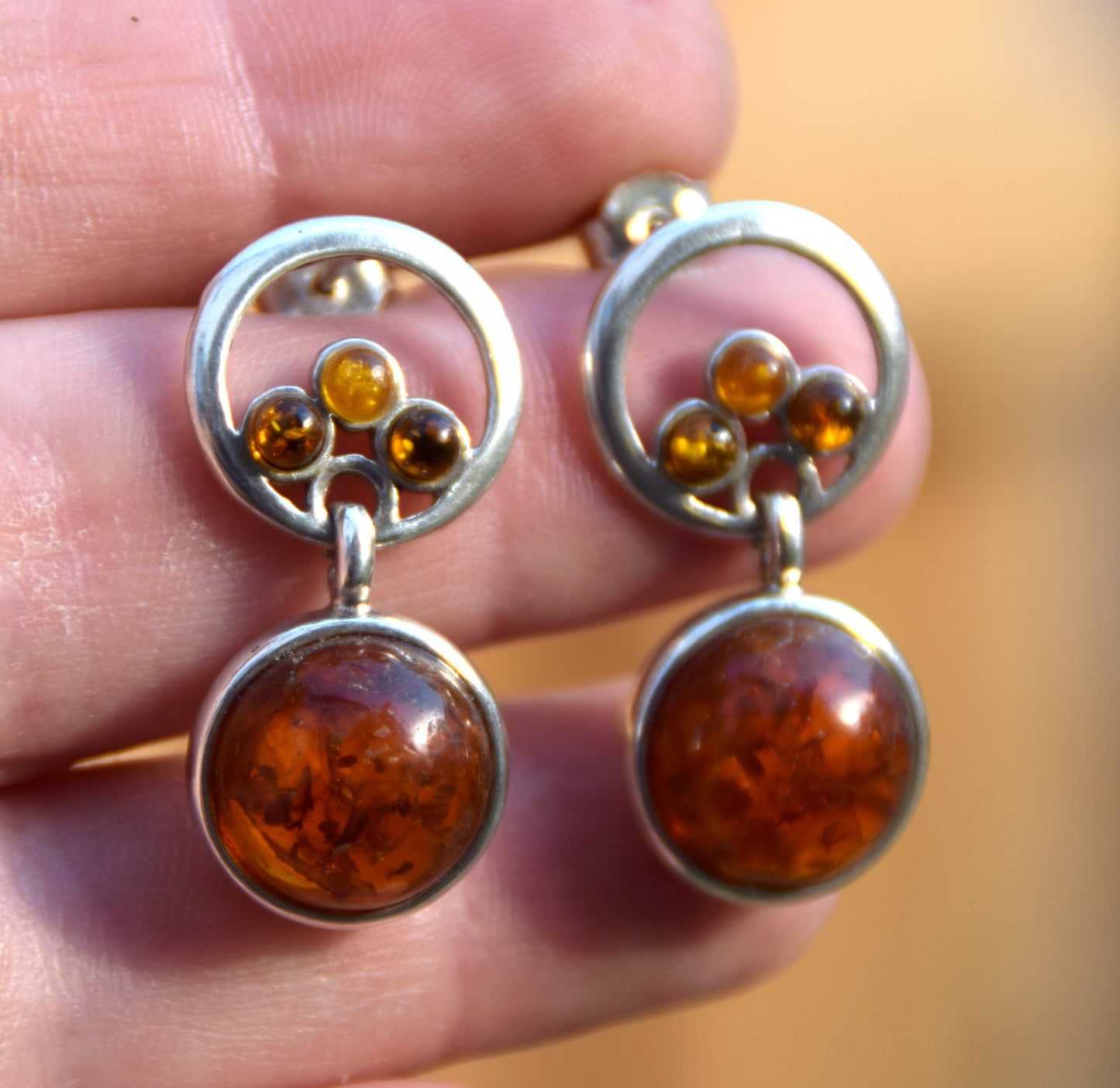 Dangle earrings with natural amber of various shades and 925 silver, MJ Baltica, BK249