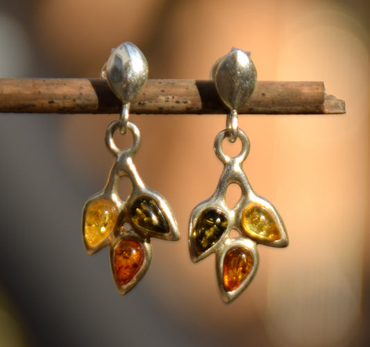 Delicate floral earrings with natural amber of various shades and 925 silver, MJ Baltica, BK253